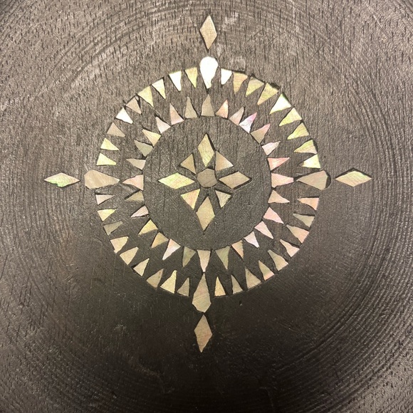 5310-OTT Tribal Hand Woven Rattan Bowl Dark Wooden Base Mother of Pearl Design - Picture 10 of 12